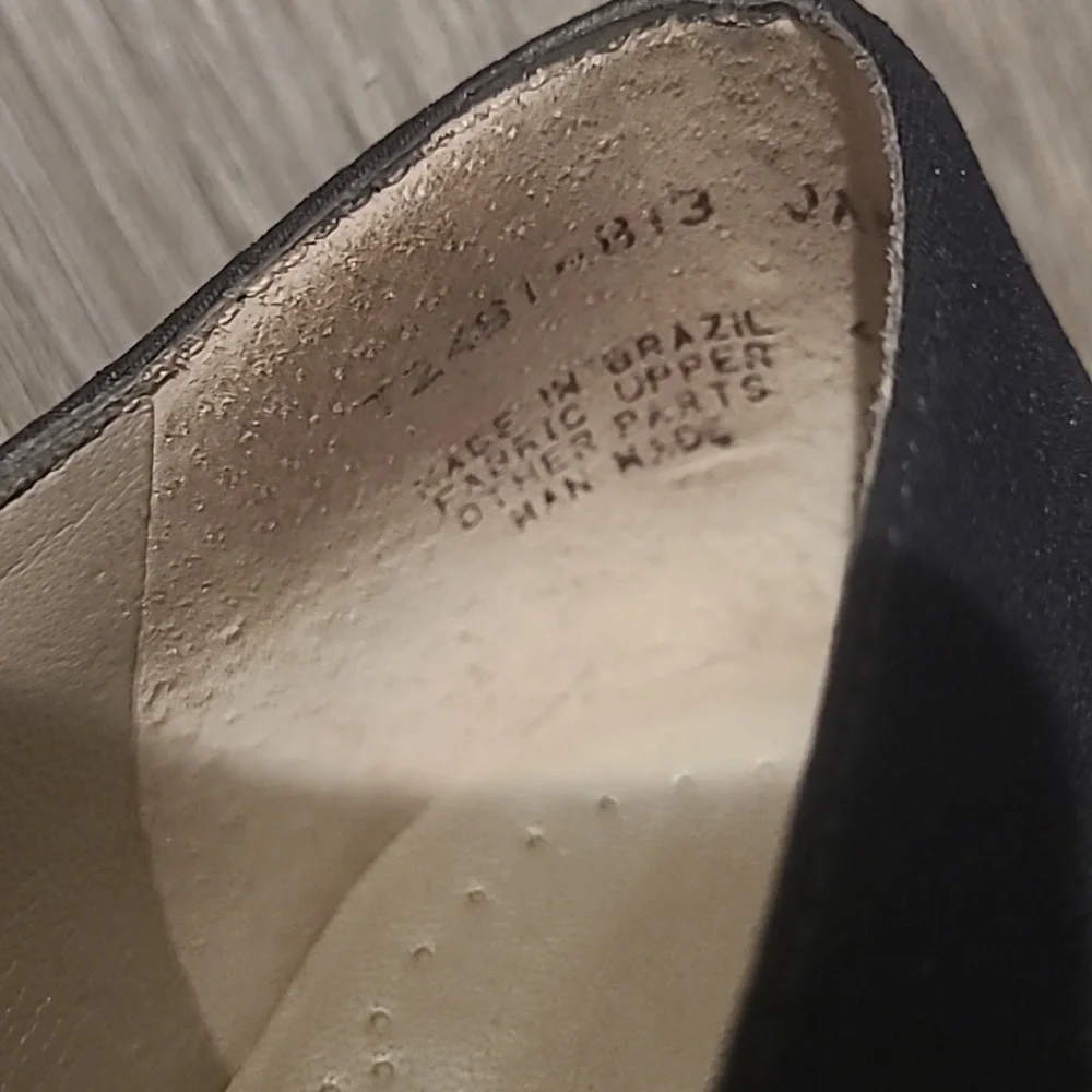 EUC Trotters Jamie Cross-Strap Pumps Ballroom Dancing Women's Sz 9M